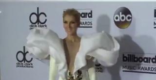 Celine Dion a făcut furori la Săptămâna Modei de la Paris. Cum arată cântăreaţa la 50 de ani