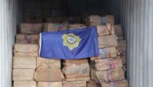 Aproape 10 tone de cocaină, arse de Republica Capului Verde