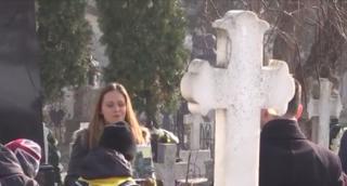 Lecţie inedită de istorie pentru zeci de elevi din Iaşi, la Cimitirul Eternitatea
