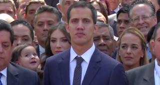 Criza din Venezuela se adânceşte pe zi ce trece. Bolnavii trec graniţa în Columbia pentru a-şi cumpăra medicamente