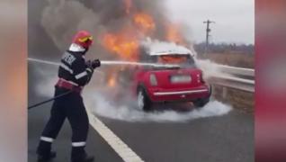 Accident teribil pe autostrada A3. O maşină a luat foc în mers