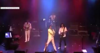 Emanuele Richiusa, sosia îndrăgitului Freddie Mercury, vine la Bucuresti