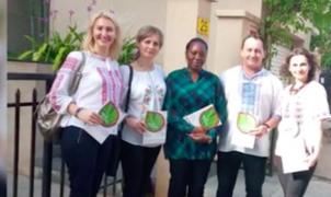 Mai multe cadre didactice din Hunedoara au plecat într-o vacanţă exotică, în Tanzania, cu bani luaţi din fondul şcolii