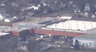 Atac armat într-un oraş din statul american Illinois. Cel puţin cinci oameni au murit