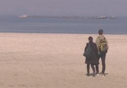 Plimbările pe malul mării, tratament natural indiferent de sezon