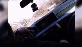 Copil de 15 ani, la volanul unui bolid străzile din Ghiroda. Părinţii riscă şi ei dosar penal