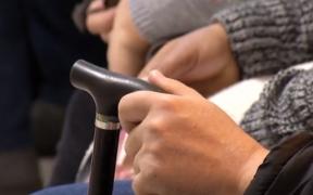 Policlinicile din România, transformate în fabrici pentru bilete de trimitere