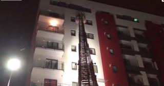 Momente de panică într-un cartier din Braşov. Zeci de locatari evacuaţi, după ce s-a simţit miros de gaz în bloc