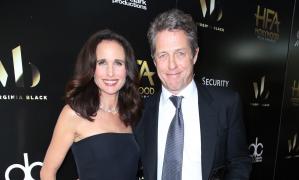 Filmul "Patru nunţi şi o înmormântare" va avea o continuare, după 25 de ani