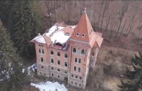 Castel din Munţii Apuseni, scos la vânzare de aproape un deceniu, dar nu are cumpărători