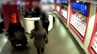 Metodă de furt inventivă pe cel mai aglomerat aeroport din Europa