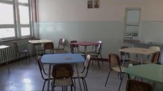 Secţia de Pediatrie a Spitalului din Făgăraş este în stare deplorabilă dar nu poate fi relocată din cauza birocraţiei