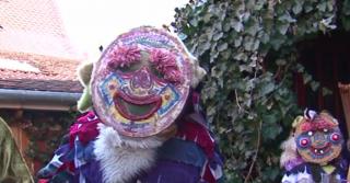 Carnavalul Lolelor a îmbrăcat Sighişoara în haine de sărbătoare