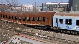 Deraieri, întârzieri, călători nemulţumiţi. Problemele se ţin scai de CFR Călători