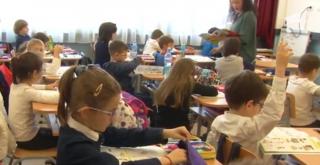 Înscrieri în clasa pregătitoare. Goana după un loc în cele mai bune şcoli din Bucureşti