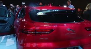Un Jaguar cu motor electric a fost ales "maşina anului", în cadrul salonului auto de la Geneva