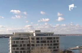 Femeile sunt în centrul atenţiei în luna martie. Partenerii lor se pregătesc să le ducă pe litoralul românesc