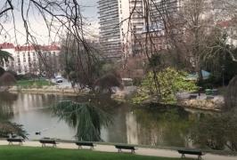 Două românce, surori gemene, s-au sinucis în Paris