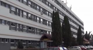 Spitalul de Urgenţă din Miercurea Ciuc, păzit cu gard electric împotriva urşilor