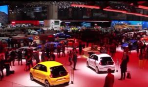 Românii preferă maşinile mai mici, dar mai puternice pentru aglomeraţia din oraş