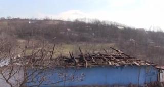 Bebeluş de un an în stare critică după ce un incediu a izbucnit în casa în care se afla, în Vaslui