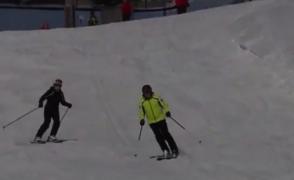 Vreme perfectă pentru schi pe pârtiile înalte din Sinaia (Video)