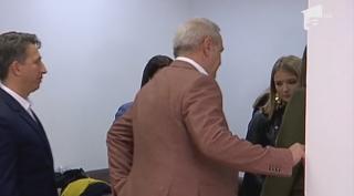 Momentul în care Liviu Dragnea pleacă la spital, cu dureri de spate (Video)