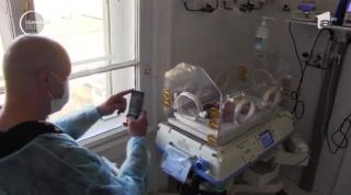 Misiune neobişnuită pentru trei pompieri din Arad: au fost moaşe de ocazie pentru un băieţel