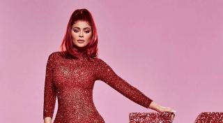 Kylie Jenner, idol și etalon de frumusețe pentru tot mai multe tinere
