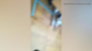 Imagini de groază cu o învăţătoare într-o şcoală din Bucureşti: 'Îi terorizează, îi umileşte zilnic'