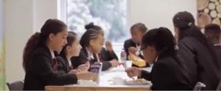 Părinți amendați pentru absențele copiilor, în Marea Britanie