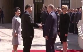 Preşedintele Chinei şi soţia sa, fermecaţi de copiii prinţului şi prinţesei de Monaco (Video)