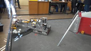 Echipa RobotX din Hunedoara, pregătită să câștige Campionatul Mondial de Robotică din SUA