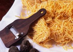 Paste de casă cu trufe, rețeta pentru o cină perfectă