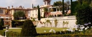 Ordin de demolare pentru un palat francez de 57 de milioane de euro