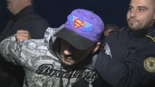 Momentul în care puşcăriaşul îndrăgostit, evadat la Găeşti, este capturat: "O iubeai? Da, normal" (Video)