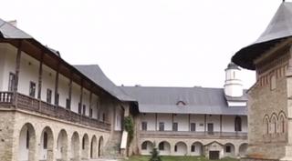 Mănăstirea Neamţ oferă cazare pentru turiştii care vor să viziteze Moldova (Video)