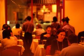 Numărul restaurantelor din România e în continuă creştere (Video)