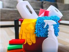 Firmele de curățenie, la mare căutare. Cât costă curățenia generală pentru Paște