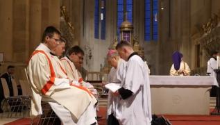 La Alba Iulia a avut loc ritualul spălării picioarelor, din Joia Mare