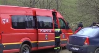 Peste 100 de jandarmi, salvamontişti şi poliţişti au ajutat la găsirea mamei şi copilului dispăruţi într-o pădure din Braşov