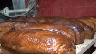 Colacul de Sântimbru, un cozonac tradiţional, va ajunge în China (Video)