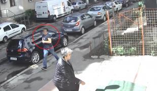 Femeie înjunghiată pe o stradă aglomerată din Iaşi, autorul a fost filmat (Video)