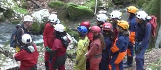 Zeci de elevi, invitaţi să viziteze un parc natural din Hunedoara