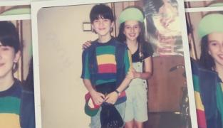 ”O caut pe Ana!” Regăsirea emoționantă după 23 de ani a două prietene, despărțite de mii de kilometri