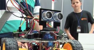 Competiţia Robotics Championship a ajuns la a noua ediţie, în Oradea (Video)