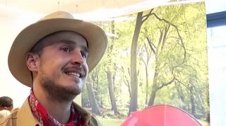 Artistul Şerban Copoţ a lansat prima lui carte, Manualul Exploratorului