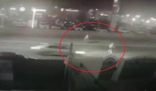 Momentul în care o femeie din Constanţa este spulberată de o maşină