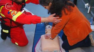 Cursuri de prim-ajutor la Maratonul Resuscitării, în București