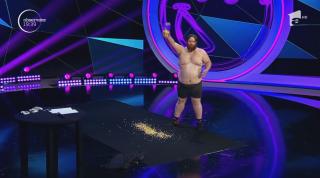 Leroy Patterson are cel mai dureros număr de la iUmor